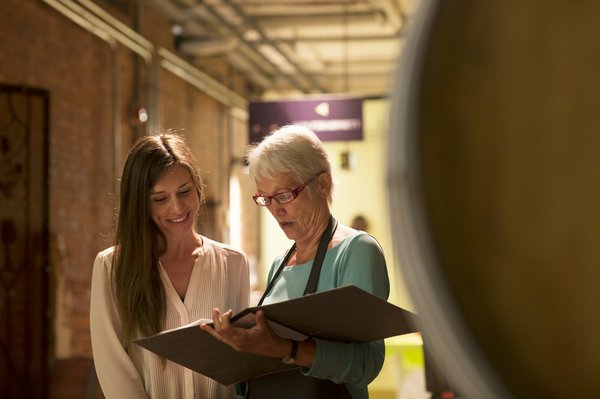 Quelles croisières offrent des ateliers de fabrication de vin en Toscane?